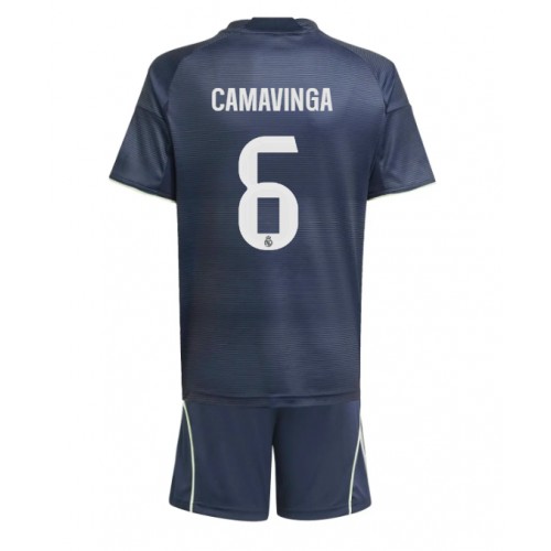 Stroje piłkarskie Real Madrid Eduardo Camavinga #6 Koszulka Wyjazdowej dla dzieci 2025-26 Krótki Rękaw (+ szorty)